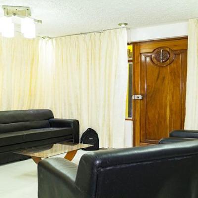 VENTA DE CASA DE 3 PISOS EN AV. ZARUMILLA